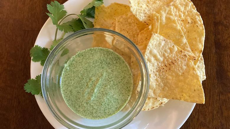 Photo of prepared cilantro pesto with tortilla chips
