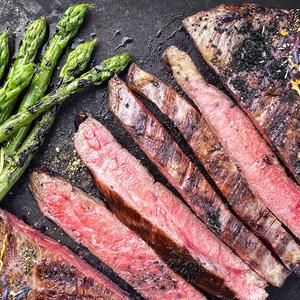 Broiled meat and vegetable