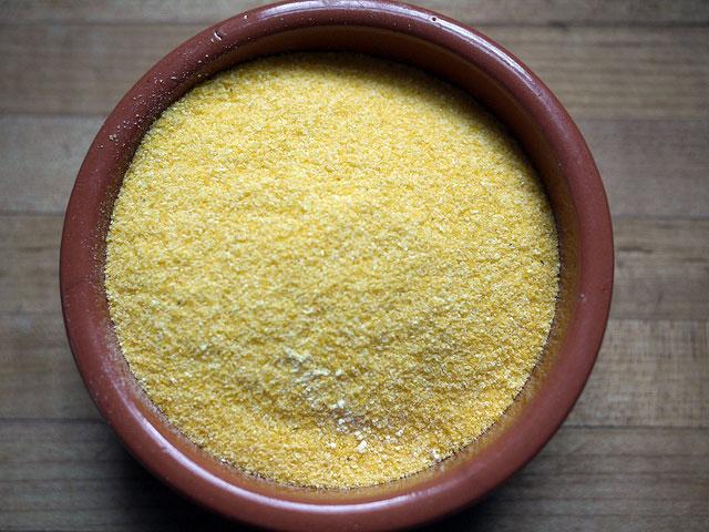 Photo of a bowl of cornmeal